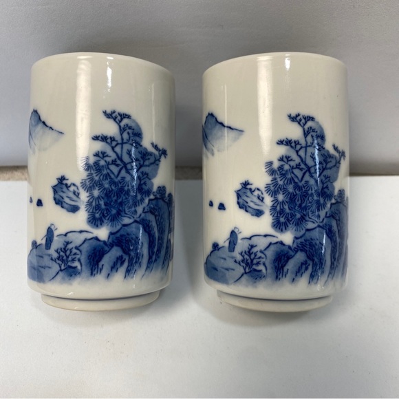 2 Vintage Hand Painted Saki Glasses Blue on White Asian Landscape OMC Otagiri - Picture 11 of 14